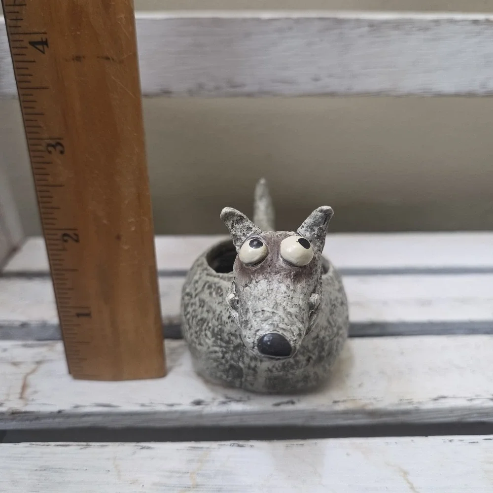 Barney the Dog Blob House Planter Small Resin Pup Desk Statue Mini Succulents